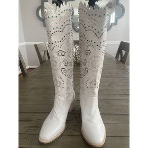 NOW Made in Italy White Leather Laser Cut Studded Western Boots - Size 37.5